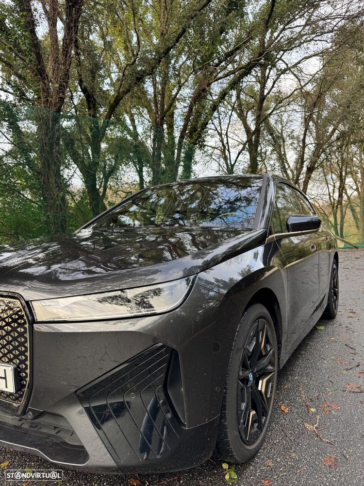 BMW iX xDrive 50 Pack Desportivo - 4