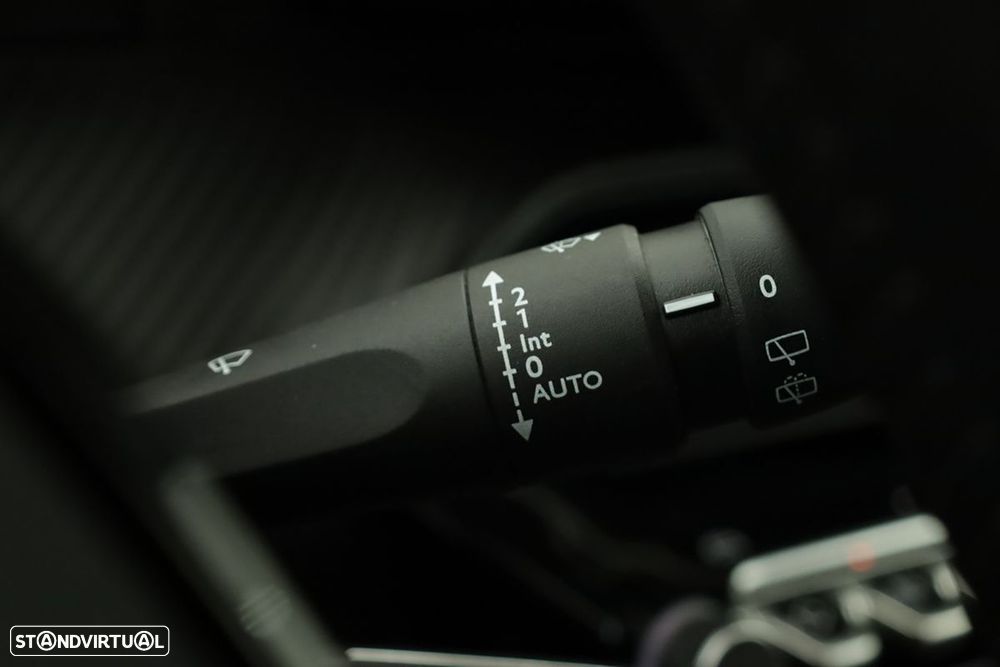 Peugeot 2008 1.2 Allure - 18