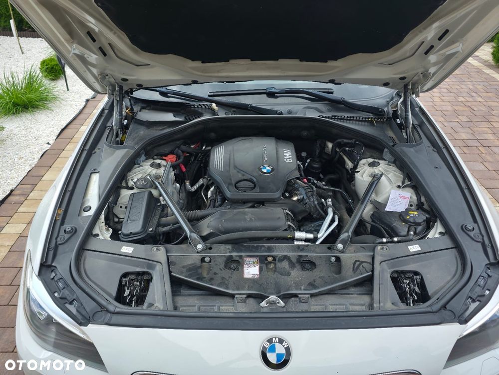 BMW Seria 5 520d xDrive M Sport sport - 10