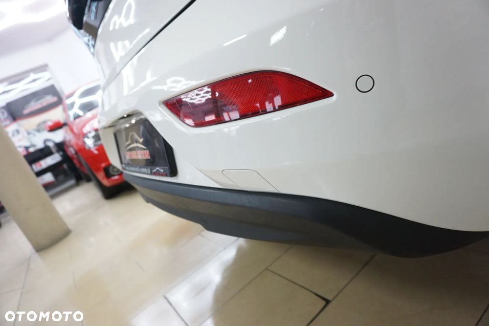 Volvo V40 D2 Geartronic Kinetic - 17