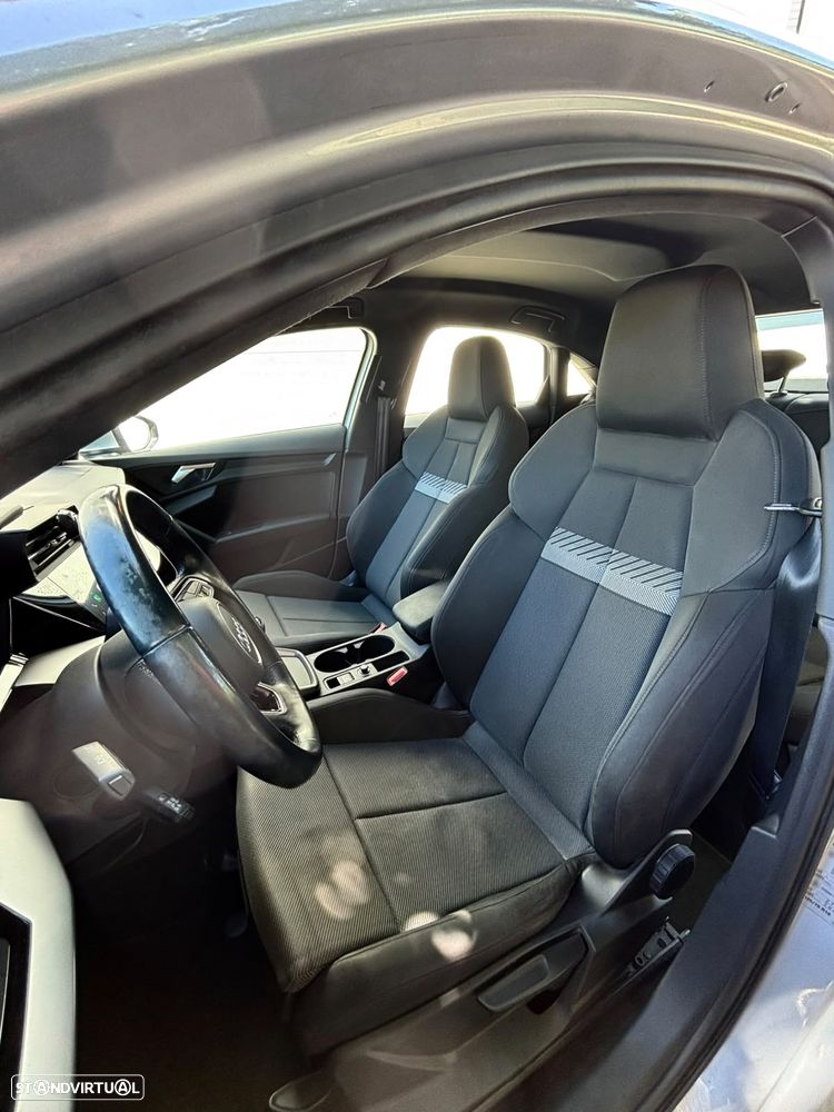 Audi A3 Limousine 30 TDI Advanced - 4