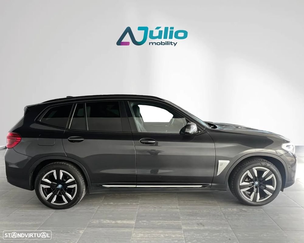 BMW iX3 - 2