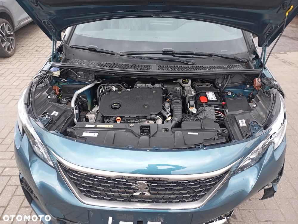 Peugeot 5008 - 9