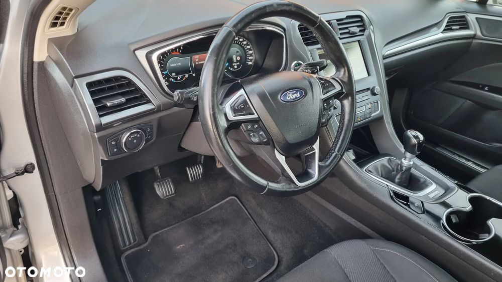 Ford Mondeo 2.0 TDCi STart-Stopp Titanium - 15