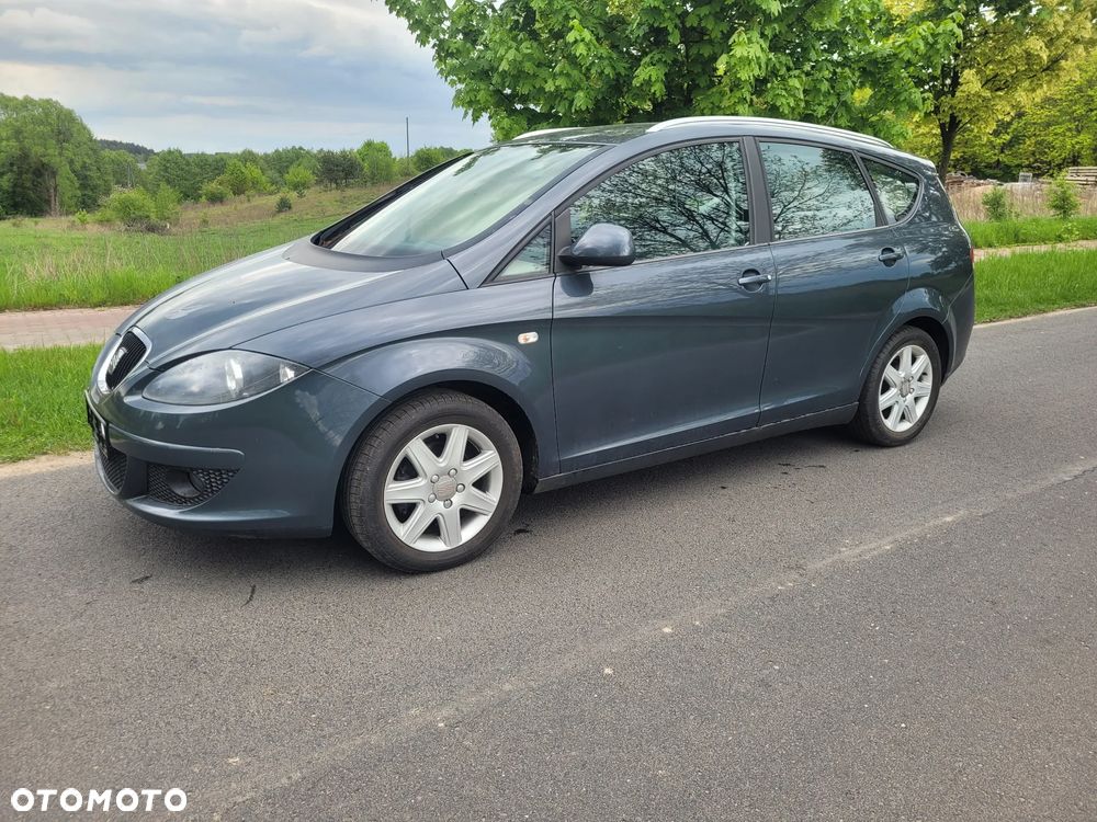 Seat Altea XL 1.6 Reference Comfort - 2