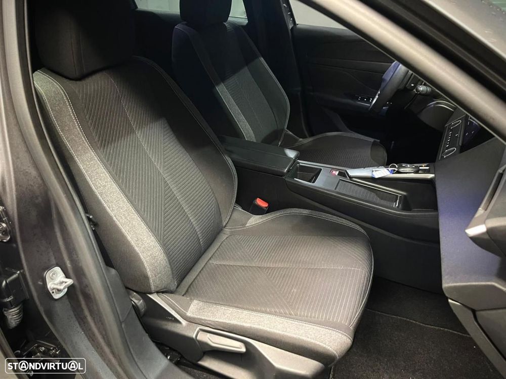 Peugeot 308 SW 1.6 Hybrid Allure e-EAT8 - 29