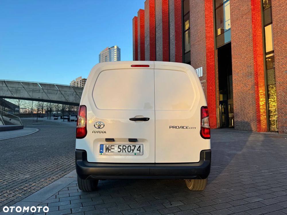 Toyota Proace City - 4