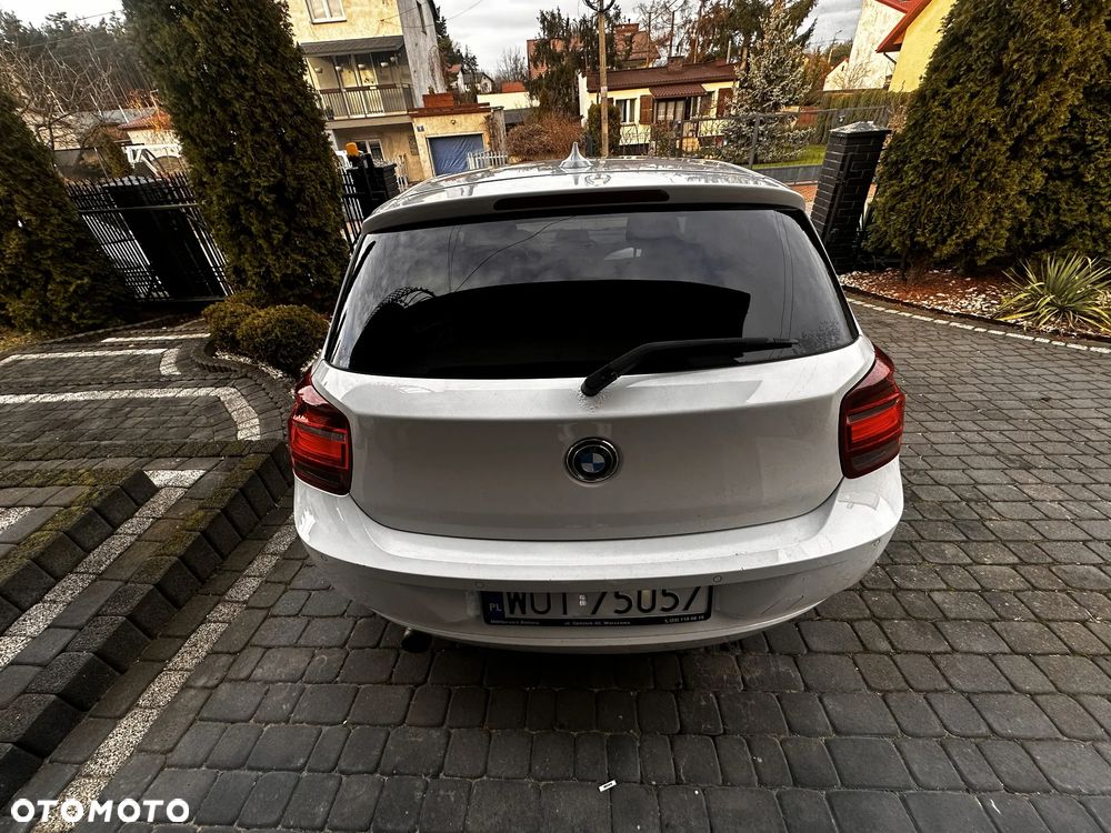 BMW Seria 1 114i - 6