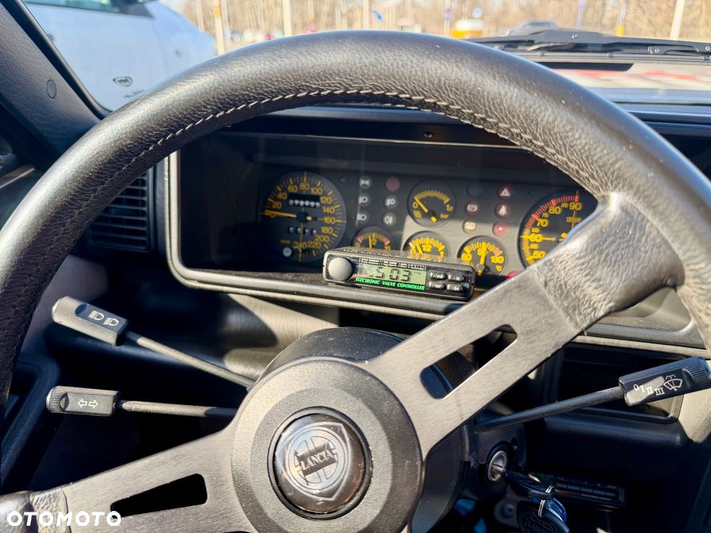 Lancia Delta - 16