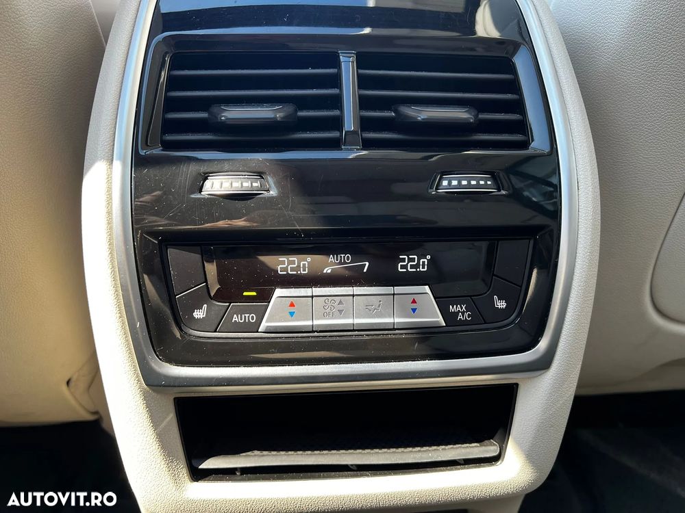 BMW X7 xDrive40i MHEV - 11