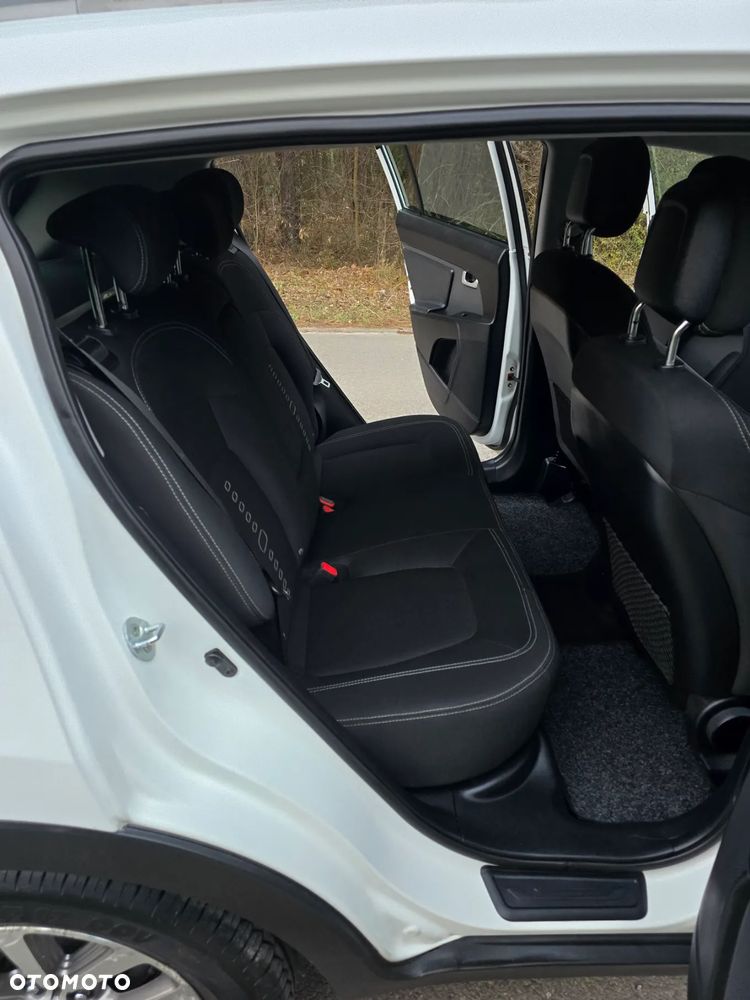 Kia Sportage 1.6 GDI 2WD Spirit - 24