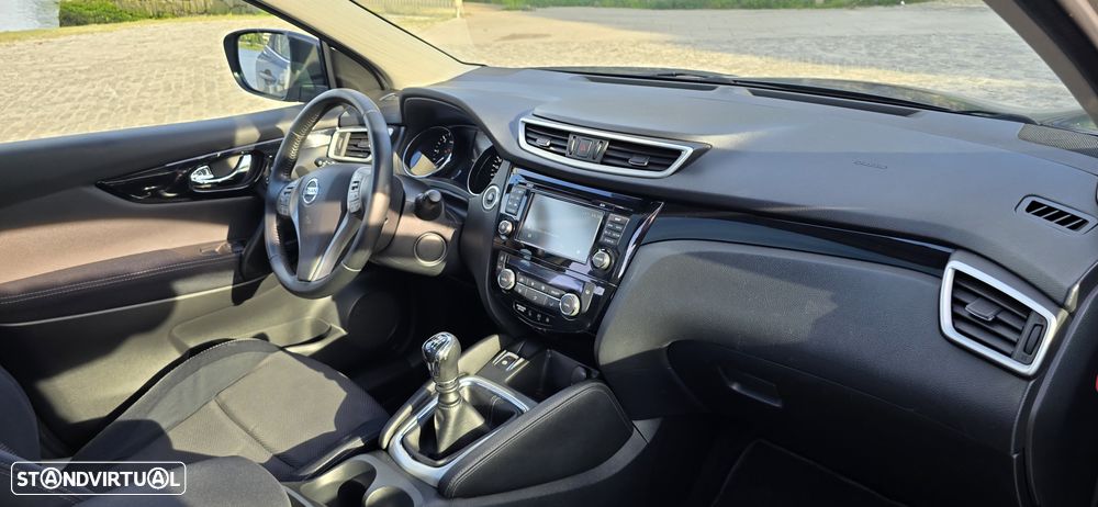Nissan Qashqai 1.5 dCi N-Connecta - 20