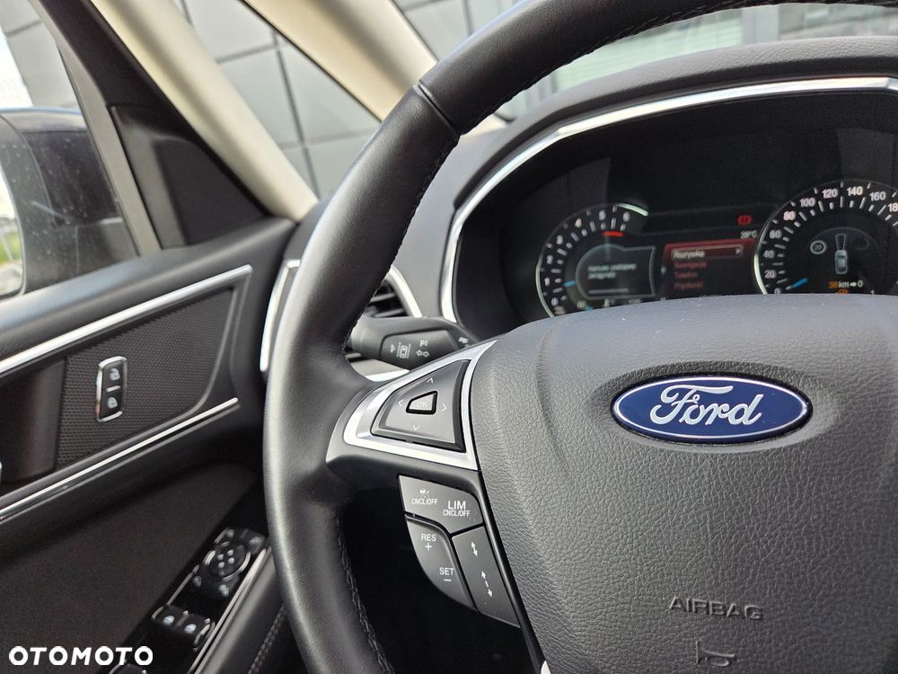 Ford S-Max 2.0 EcoBlue Titanium - 22