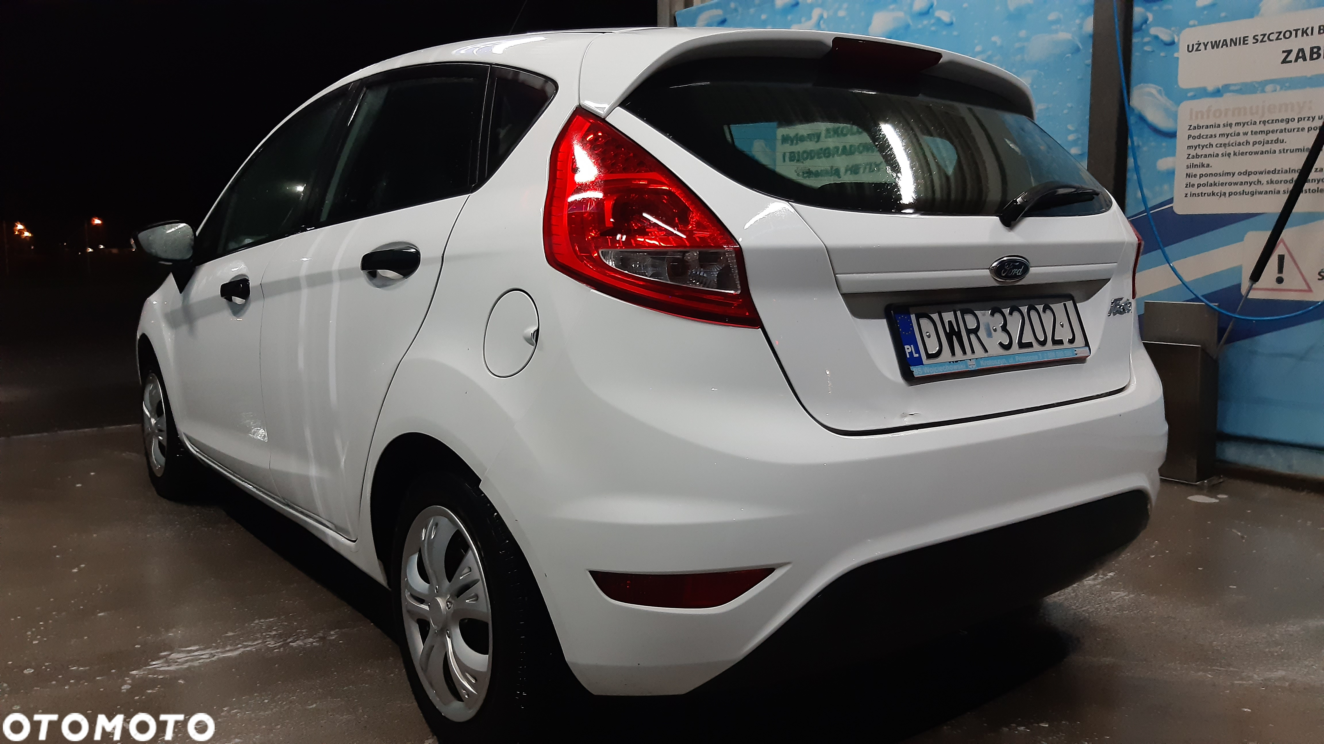Ford Fiesta 1.4 TDCi Ambiente - 3