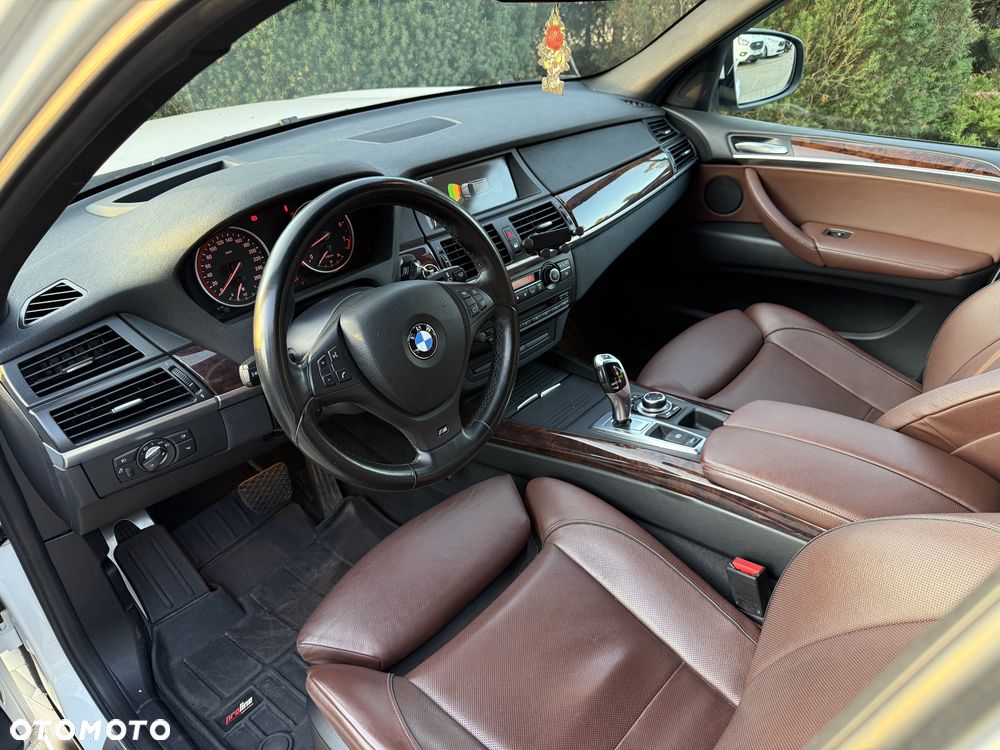 BMW X5 3.5i xDrive - 24