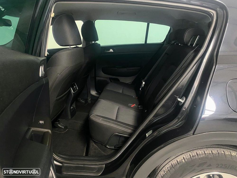 Kia Sportage 1.6 CRDI ISG SX - 9
