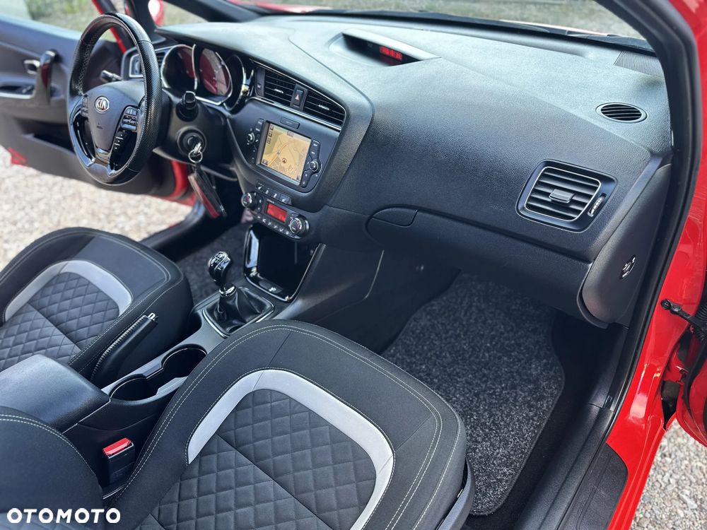 Kia Ceed 1.0 T-GDI ISG GT Line - 26