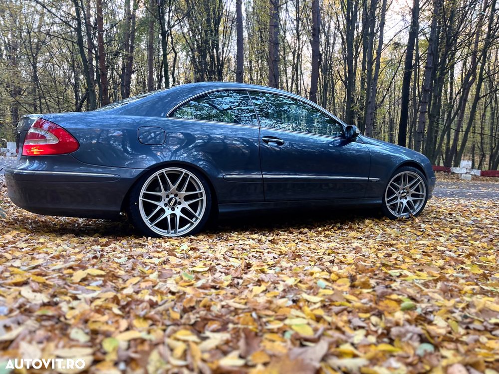 Mercedes-Benz CLK - 6