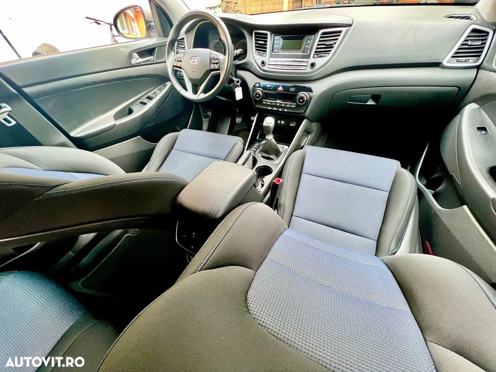 Hyundai Tucson blue 1.7 CRDi 2WD Style - 6