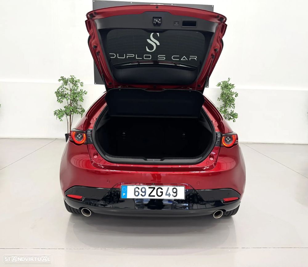 Mazda 3 Hatchback 2.0 Sky-X Excellence - 13