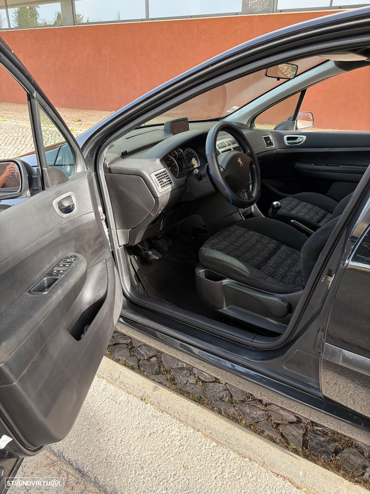 Peugeot 307 1.6 HDi Navtech - 18