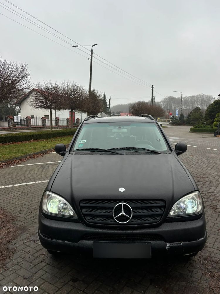 Mercedes-Benz ML - 16