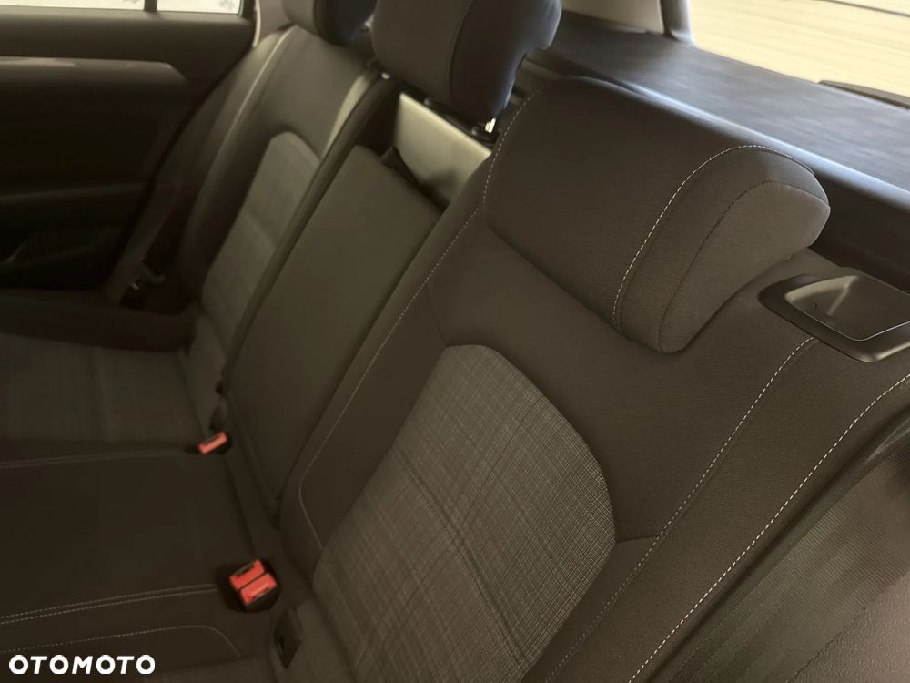 Volkswagen Passat 2.0 TDI EVO Business DSG - 19