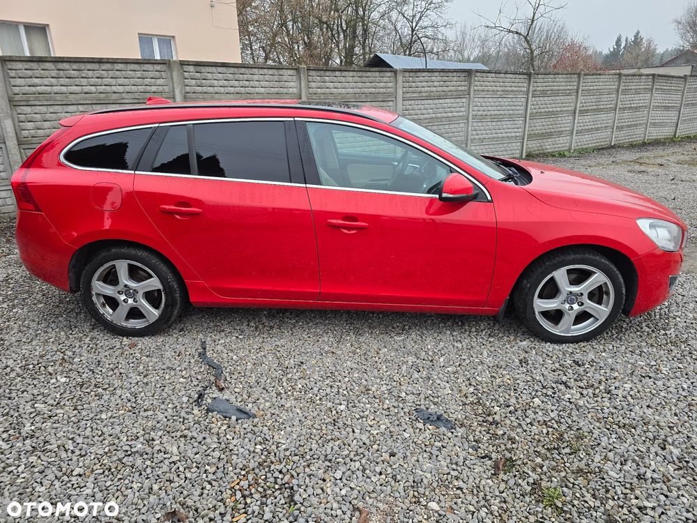 Volvo V60 DRIVe Kinetic - 3