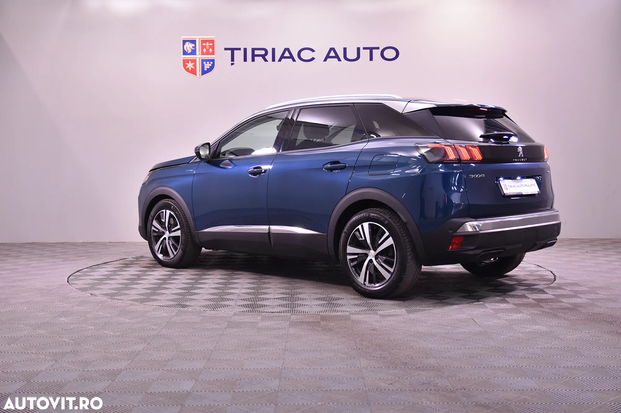 Peugeot 3008 PHEV EAT8 Allure - 3