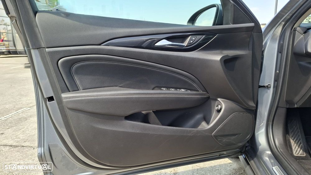 Opel Insignia Country Tourer 2.0 CDTi S/S - 23