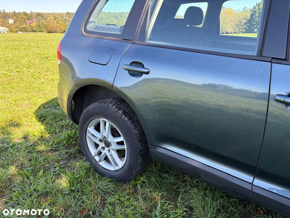 Volkswagen Touareg - 11