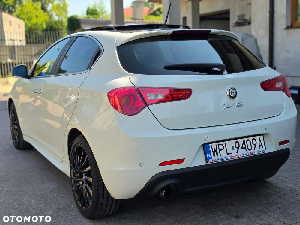 Alfa Romeo Giulietta - 9