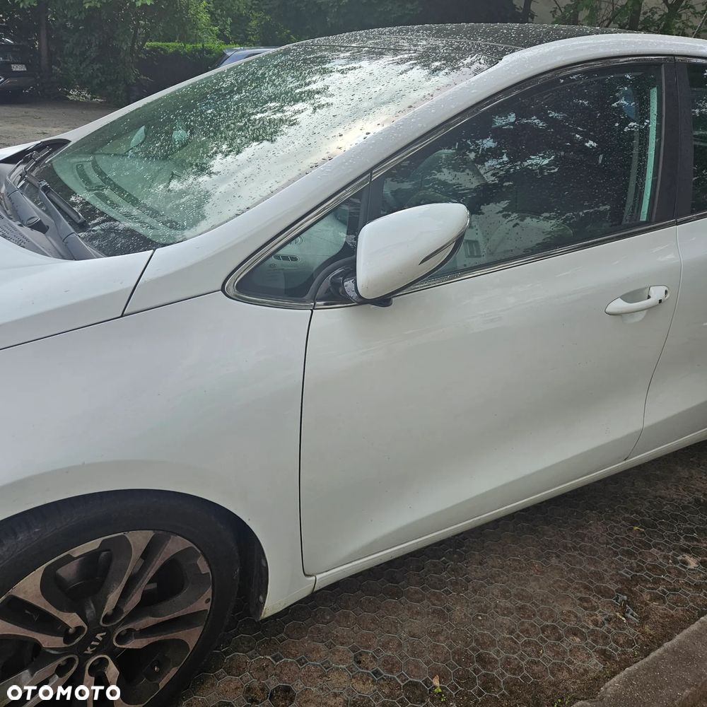 Kia Ceed 1.6 GDI L Business Line DCT - 20