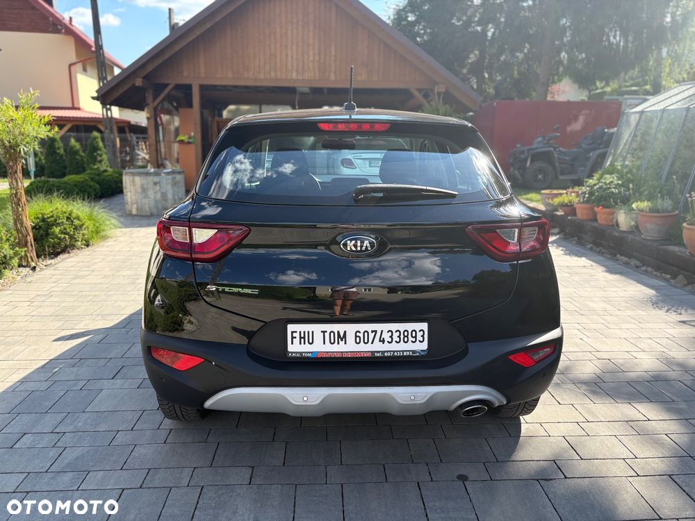 Kia Stonic - 16