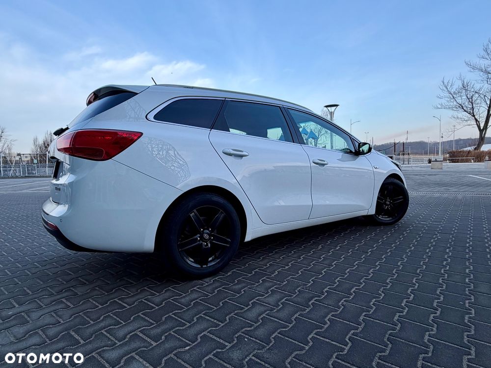 Kia Ceed - 7