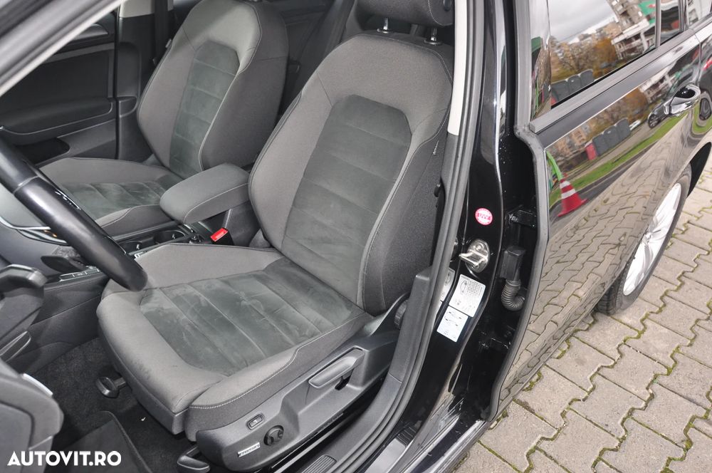 Volkswagen Golf 2.0 BlueTDI DSG Comfortline - 7