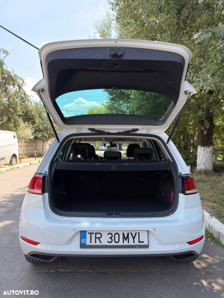 Volkswagen Golf 1.6 TDI Trendline - 5