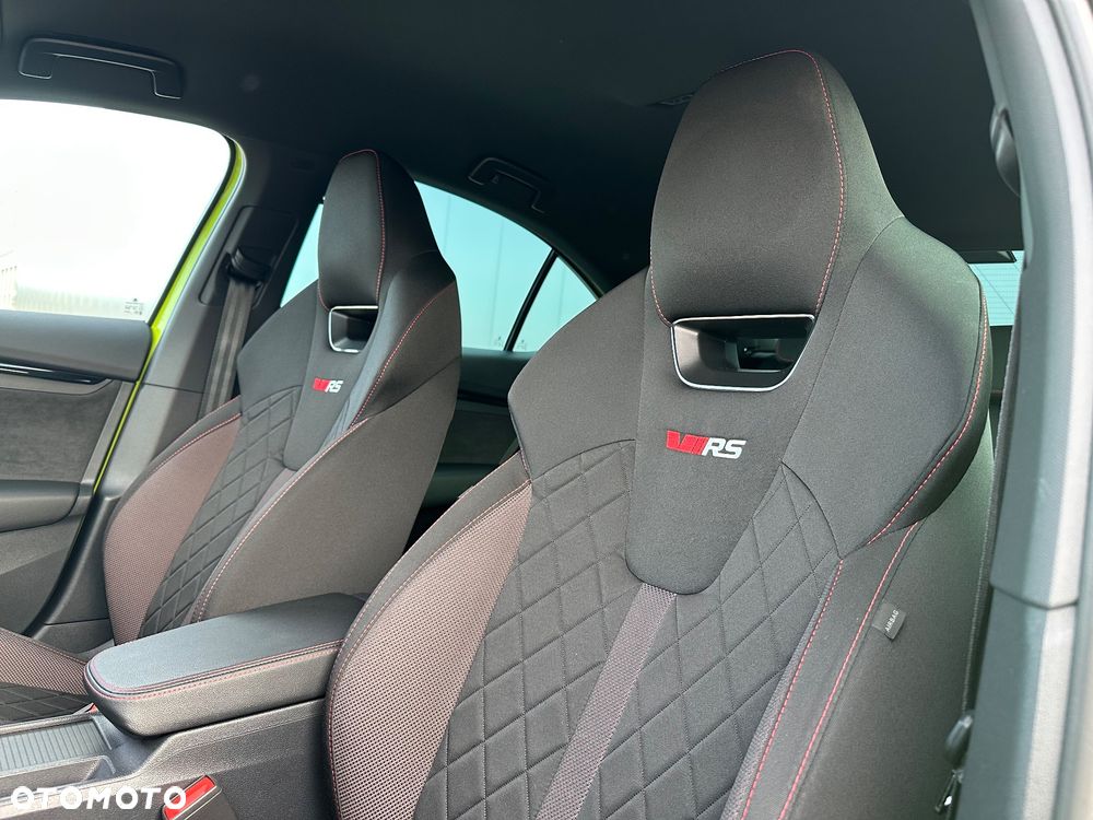 Skoda Octavia 2.0 TDI RS DSG - 22