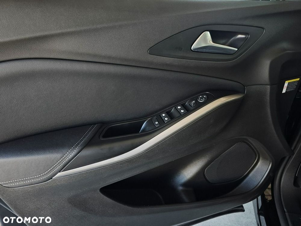 Opel Grandland - 11