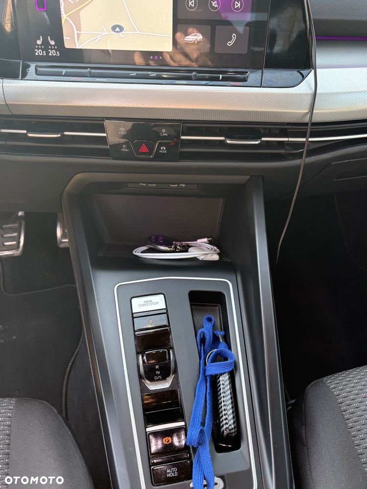 Volkswagen Golf - 11