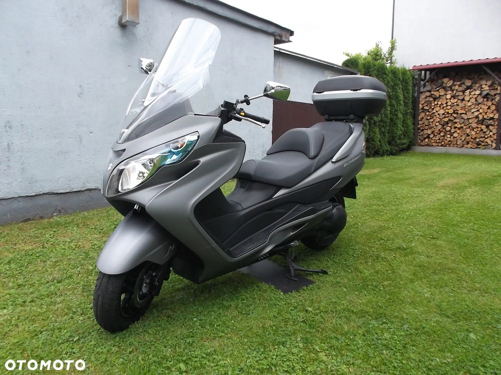 Suzuki Burgman - 3
