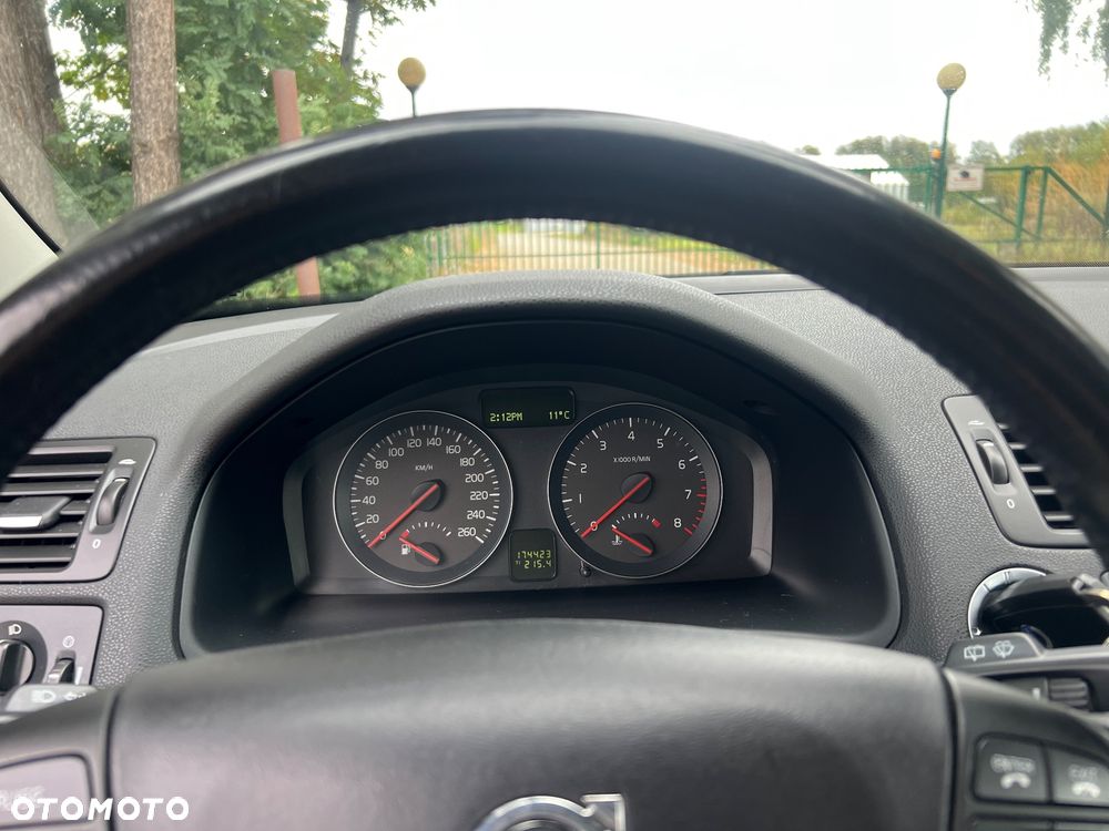 Volvo C30 T5 Momentum - 13