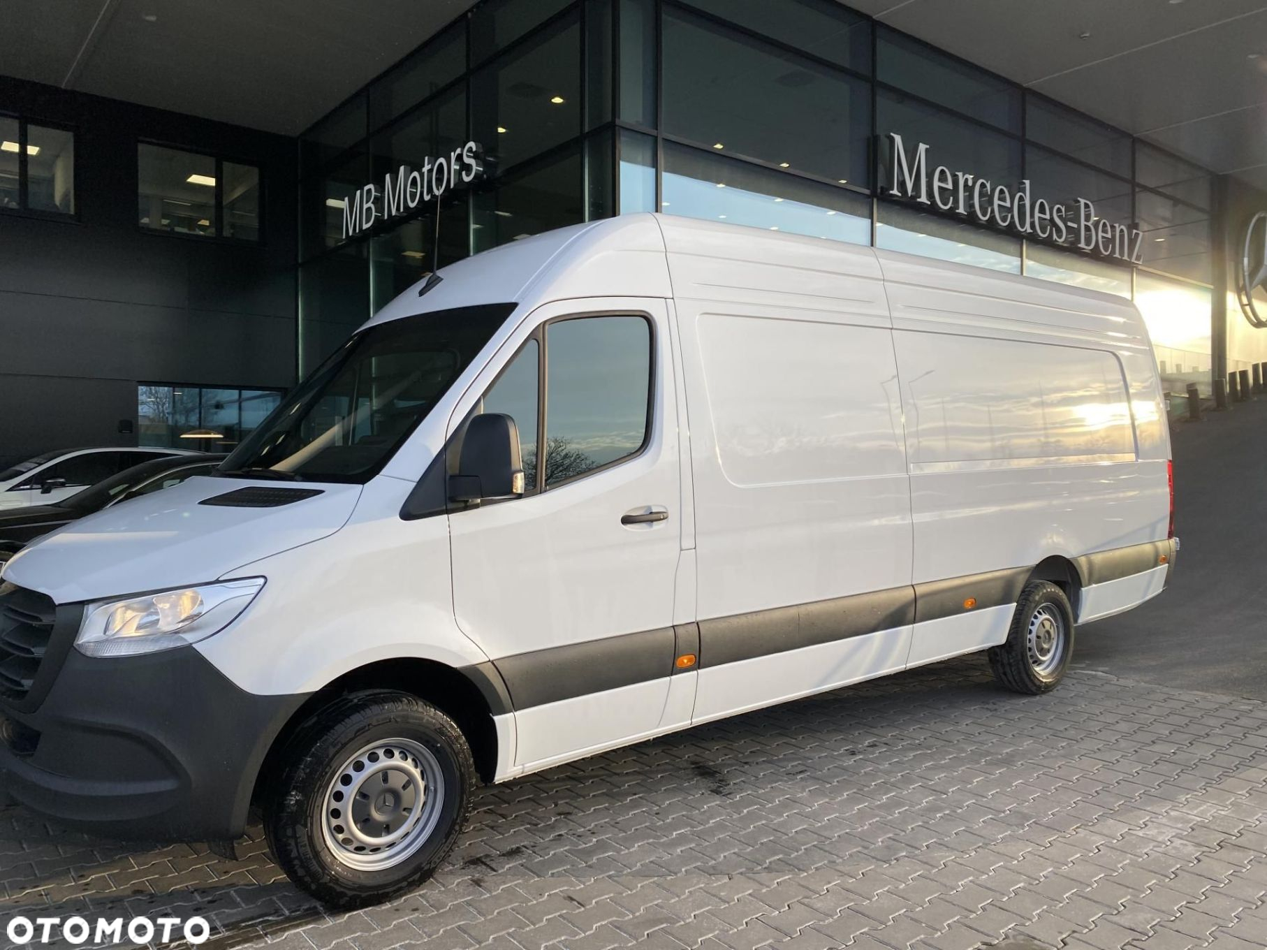 Mercedes-Benz Sprinter - 2