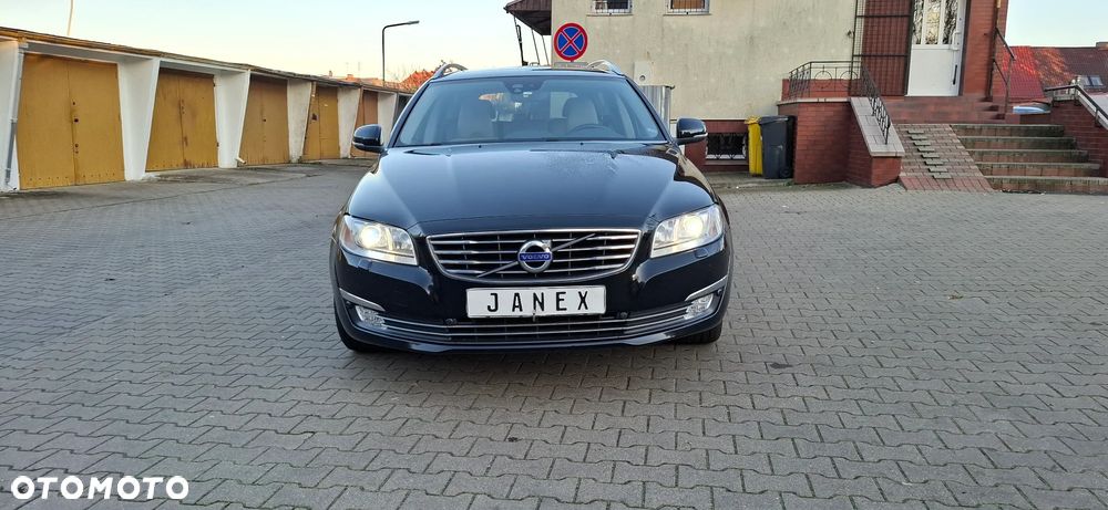 Volvo V70 D3 Momentum - 3