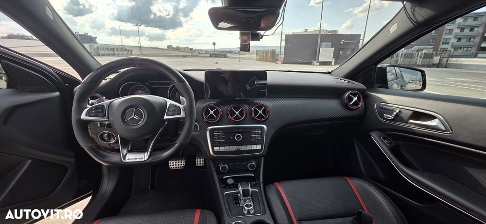 Mercedes-Benz A 45 AMG 4Matic AMG Speedshift 7G-DCT - 12