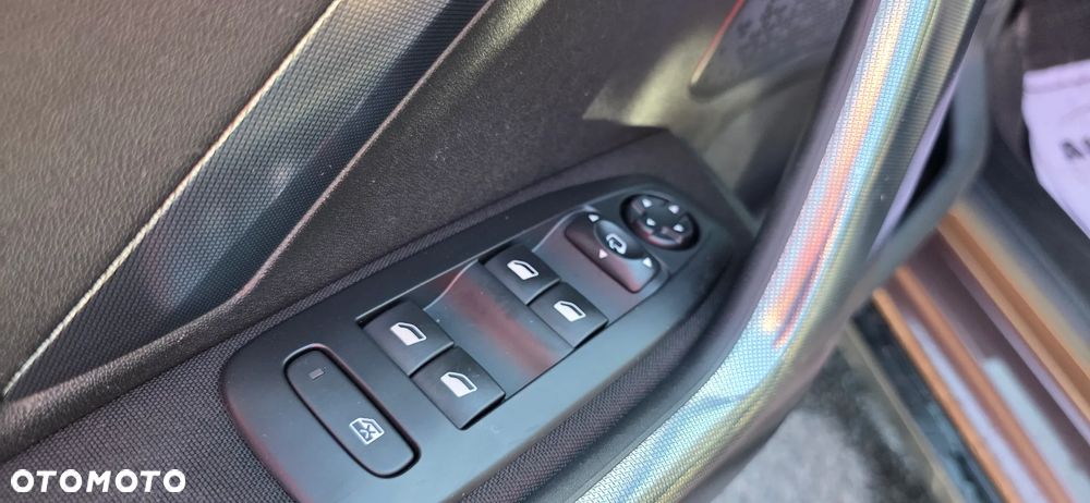 Peugeot 2008 120 VTI Business-Line - 19