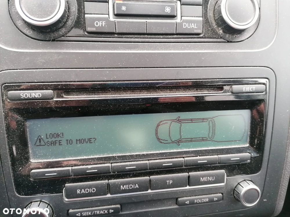 Volkswagen Touran - 21