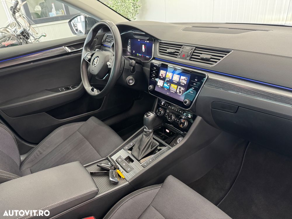 Skoda Superb 2.0 TDI DSG Style - 22