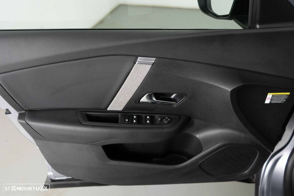 Citroën C4 X 1.2 PureTech Shine Pack EAT8 - 18