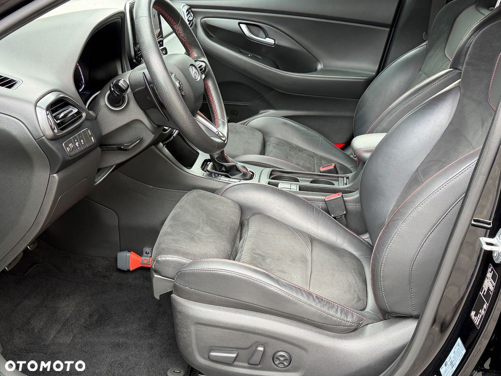 Hyundai i30 1.5 T-GDI 48V-Hybrid DCT N-Line - 6